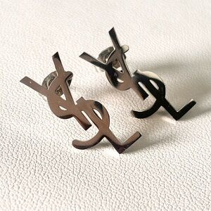 Silver Luxury Stud Earrings